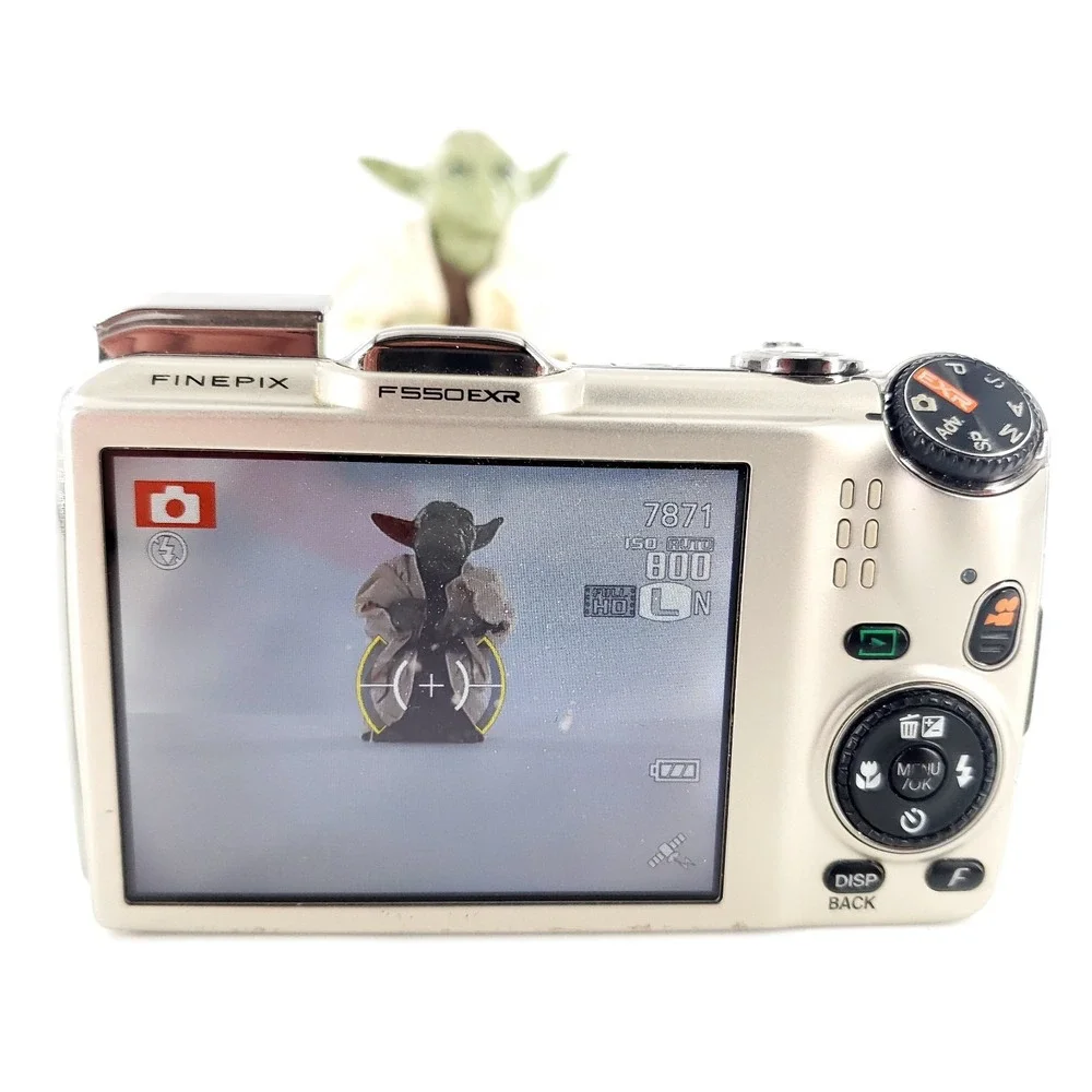 Fujifilm FinePix F550EXR 16MP Digital Camera No Charger Tested Works ***READ***